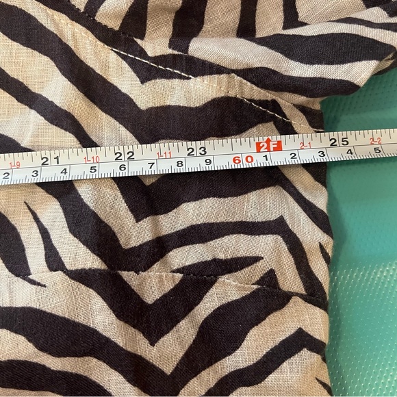 Tahari Zebra Print Linen Button Down 1X Tunic Blouse Roll Tab Sleeve - Picture 10 of 10
